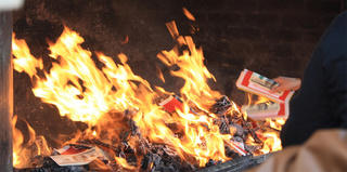 INFOGRAPHICS: Đốt vàng mã ảnh hưởng đến môi trường và sức khỏe như thế nào?