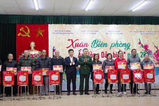 Bộ đội Biên phòng Hải Phòng: Điểm tựa cho ngư dân vươn khơi bám biển