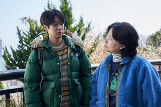 Màn hội ngộ của bộ đôi diễn viên phim Hàn Quốc đầu tiên đoạt giải Oscar