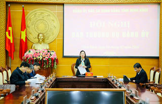 Ban Thường vụ Đảng ủy các cơ quan Đảng tỉnh Ninh Bình thảo luận, cho ý kiến nhiều nội dung quan trọng
