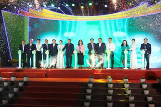 Đưa nông sản lên sàn: 'Bước đi kinh tế số táo bạo từ Học viện Nông nghiệp Việt Nam'