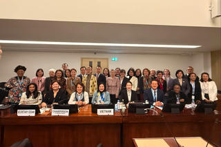 Đảng và Nhà nước ta luôn coi bình đẳng giới là mục tiêu xuyên suốt trong quá trình phát triển đất nước