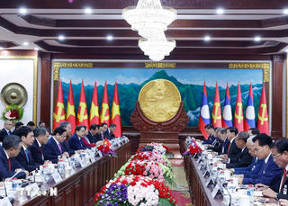 Làm sâu sắc hơn nữa quan hệ hữu nghị vĩ đại, đoàn kết đặc biệt, hợp tác toàn diện, gắn kết chiến lược Việt Nam – Lào