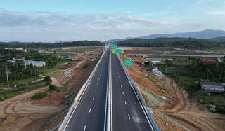 Đường du Xuân thêm thảnh thơi, thênh thang