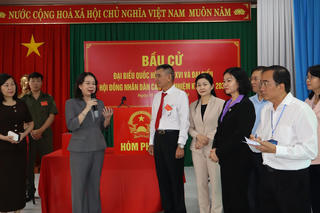 Phó Chủ tịch nước Võ Thị Ánh Xuân kiểm tra công tác chuẩn bị bầu cử tại Đồng Nai
