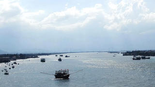 Hơn 1.300 tàu cá Quảng Trị được hỗ trợ cước giám sát hành trình