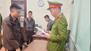 Triệt phá đường dây buôn lậu hàng tấn vàng, bạc xuyên biên giới