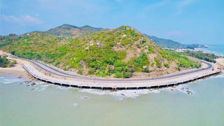 Đẩy nhanh tiến độ tuyến đường ven biển Vũng Tàu - Bình Thuận