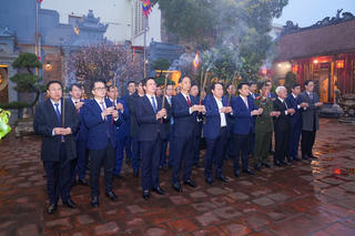 Lãnh đạo TP Hải Phòng dâng hương tại các di tích lịch sử, nhà tưởng niệm dịp Tết Bính Ngọ 2026