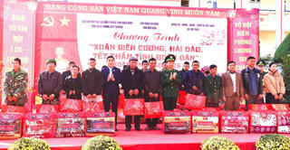 Điện Biên: Lan tỏa nghĩa tình quân – dân, chăm lo Tết cho Nhân dân vùng biên giới