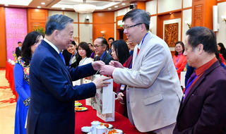 Xuân Quê hương: Kiều bào cùng hiện thực khát vọng phát triển đất nước hùng cường