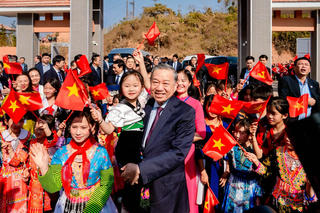 Từ Si Pa Phìn, những ước mơ tiếp tục cất cao, bay xa