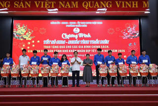 Phường Trấn Biên trao hơn 2.000 phần quà Tết đến các đối tượng chính sách, người dân có hoàn cảnh khó khăn