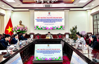 Đánh giá thực chất cải cách thủ tục hành chính, đề xuất giải pháp đột phá trình Bộ Chính trị