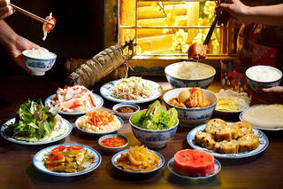 Ăn Tết thả ga nhưng đừng "rước hoạ" vào người