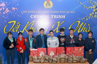 “Gác” lại Tết, người lao động ở lại thành phố mưu sinh