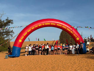 Lâm Đồng: Hơn 200 vận động viên tranh tài vượt đồi cát Mũi Né 