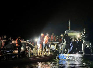 Va chạm tàu trên hồ Thác Bà (Lào Cai): 6 người mất tích