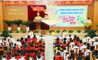 Đồng Nai triển khai nhiệm vụ năm mới ngay trong ngày đầu Xuân Đồng Nai triển khai nhiệm vụ năm mới ngay trong ngày đầu Xuân