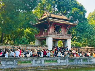 Hà Nội đón 1,34 triệu lượt khách du lịch dịp Tết Nguyên đán Bính Ngọ 2026