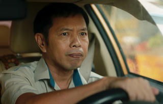 Thái Hòa tái xuất với phim về nạn lừa đảo tiền từ thiện