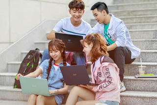 Xây dựng văn hóa số lành mạnh