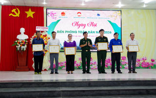 Sôi nổi Ngày hội Biên phòng toàn dân trên địa bàn tỉnh Tây Ninh Sôi nổi Ngày hội Biên phòng toàn dân trên địa bàn tỉnh Tây Ninh