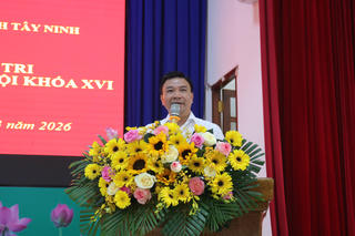 Bí thư Đảng ủy Trường Đại học Luật Hà Nội Chu Mạnh Hùng tiếp xúc cử tri tại tỉnh Tây Ninh