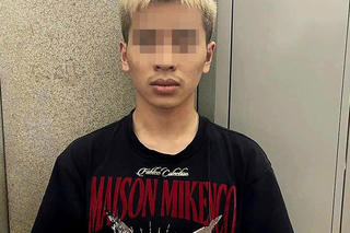 Nam sinh viên trộm 3 cây vàng của bà Nam sinh viên trộm 3 cây vàng của bà