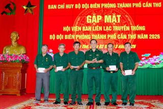 BĐBP TP Cần Thơ gặp mặt kỷ niệm 67 năm Ngày truyền thống Bộ đội Biên phòng