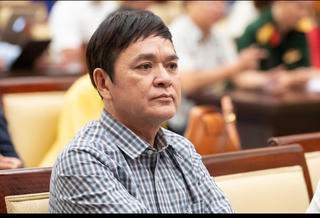 Những "ngọn nến" thắp sáng văn hóa dân tộc