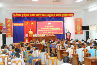 Ứng cử viên ĐBQH khóa XVI cam kết gần dân, lắng nghe cử tri Cà Mau