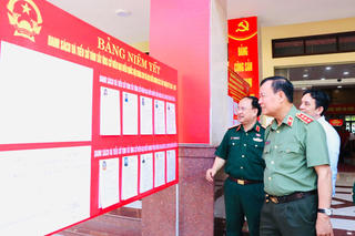 Siết chặt công tác bảo đảm an ninh, trật tự phục vụ bầu cử tại Đồng Nai Siết chặt công tác bảo đảm an ninh, trật tự phục vụ bầu cử tại Đồng Nai