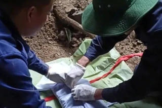 Phát hiện hài cốt liệt sĩ cùng 45 viên đạn trong quá trình tìm kiếm ở Lào