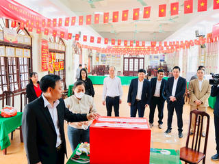 Lãnh đạo Ủy ban MTTQ Việt Nam TP Hà Nội kiểm tra công tác chuẩn bị bầu cử tại xã Tam Hưng