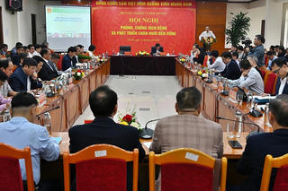 Bộ Nông nghiệp và Môi trường: Hội nghị bàn giải pháp phát triển chăn nuôi bền vững