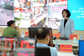 Hà Nội: Chủ tịch Ủy ban bầu cử TP thăm, động viên các lực lượng ứng trực phục vụ bầu cử