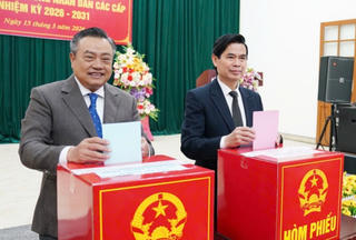 Lạng Sơn “Đi bầu cử trước - trẩy hội sau”