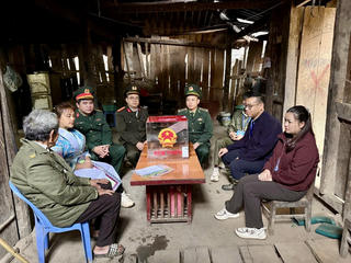 “Hòm phiếu lưu động”: Quyền bầu cử đến với mọi cử tri tại Tuyên Quang và Cao Bằng 
