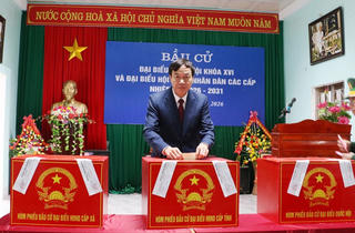 Điện Biên: 390/926 khu vực bỏ phiếu có 100% cử tri trong danh sách đi bầu