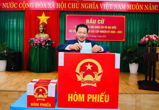 Hơn 3 triệu cử tri Đồng Nai hân hoan đi bầu cử đại biểu Quốc hội và HĐND các cấp