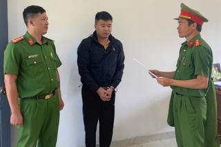 Bắt tạm giam ‘cò đất’ chiếm đoạt của khách hàng gần 500 triệu đồng