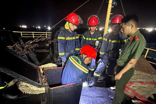 3 người chết, 2 người bị thương trong hầm tàu ở Khánh Hòa