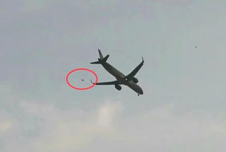 Thanh niên sinh năm 1998 thả diều gắn đèn gần Sân bay Cát Bi khiến nhiều chuyến bay phải chuyển hướng