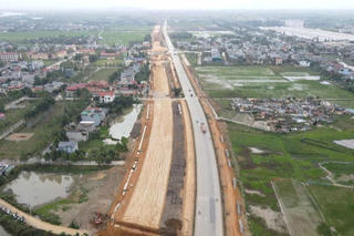 Thanh Hóa yêu cầu tăng tốc giải phóng mặt bằng, bảo đảm hoàn thành mục tiêu đầu tư công năm 2026