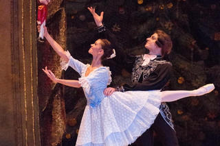 Ballet và giao hưởng kể những câu chuyện vượt thời gian