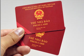 Đề xuất thêm điều kiện cấp thẻ nhà báo lần đầu