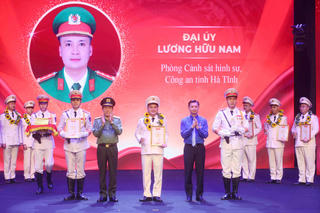 Tuyên dương 20 “Gương mặt trẻ Công an tiêu biểu” năm 2025