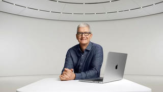 CEO Apple Tim Cook chính thức lên tiếng về tin đồn nghỉ hưu