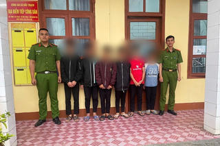 Làm rõ 6 thiếu niên ném đá ô tô trên cao tốc Bắc - Nam qua Quảng Trị